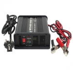 KFZ - Batterieladeger�t f�r 12V Batterien